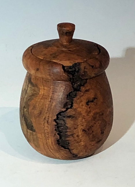 Link to turned vessels by Mark Irving
